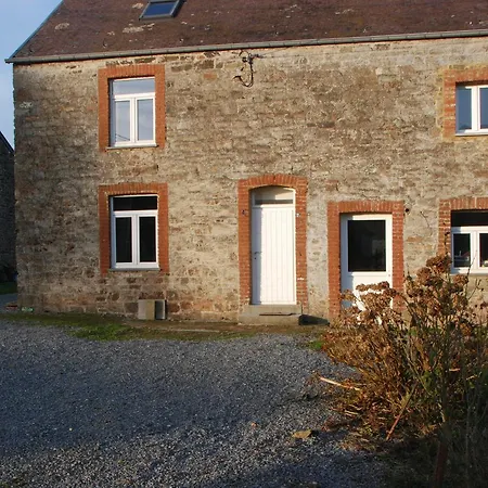 Les Trois Voisins * Bourseigne-Vieille